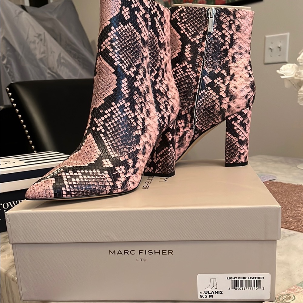 Marc Fisher Pink Leather Snake Print Women's Boots 9.5